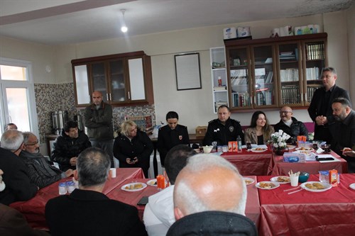 Karakoç ve Tepeköy köyünde “Halk Günü” toplantısında hemşehrilerimizle bir araya geldik.